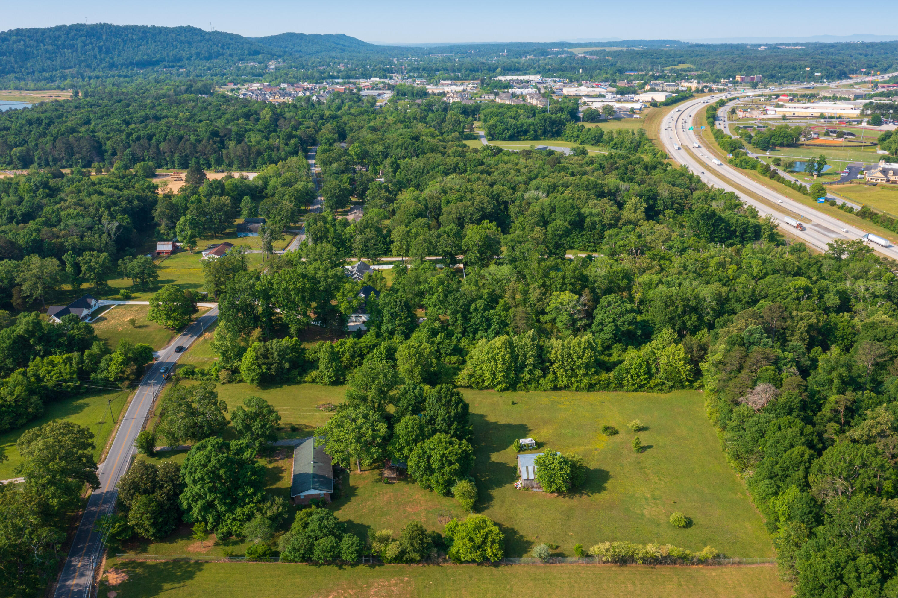 6417 Ooltewah Georgetown Road Ooltewah, TN 37363 - Photo 12 of 17 6421_Ooltewah_Georgetown_Rd_0019