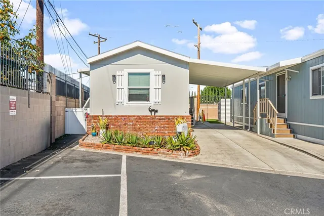 $169,999 | 501 North Willow Drive, Santa Ana, CA 92703