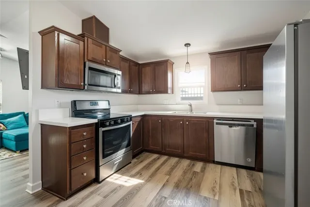 $169,999 | 501 North Willow Drive, Santa Ana, CA 92703