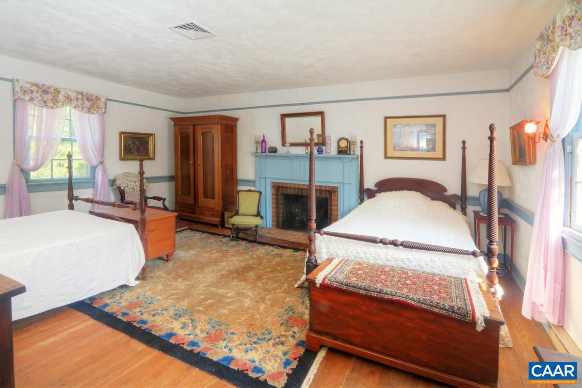 2474 Ridgeway Road Brookneal, VA 24528 - Photo 14 of 50 Gallery Image 14