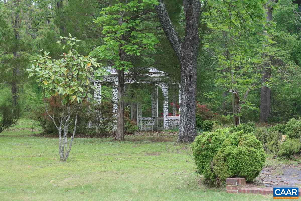 2474 Ridgeway Road Brookneal, VA 24528 - Photo 21 of 50 Gallery Image 21
