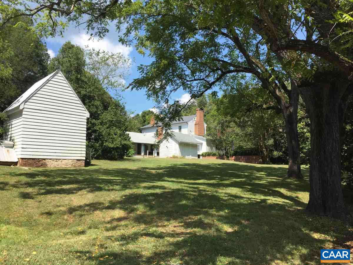 2474 Ridgeway Road Brookneal, VA 24528 - Photo 4 of 50 Gallery Image 4