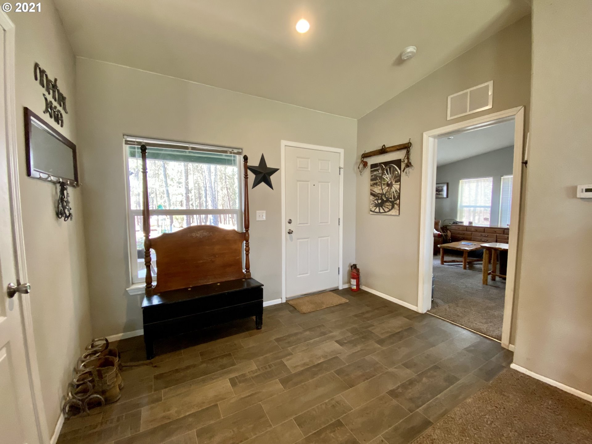 302 Anderson Road Goldendale, WA 98620 - Photo 3 of 29 Gallery Image 3