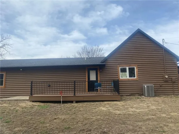 $290,000 | 21731 3rd Street, Onaga, KS 66521
