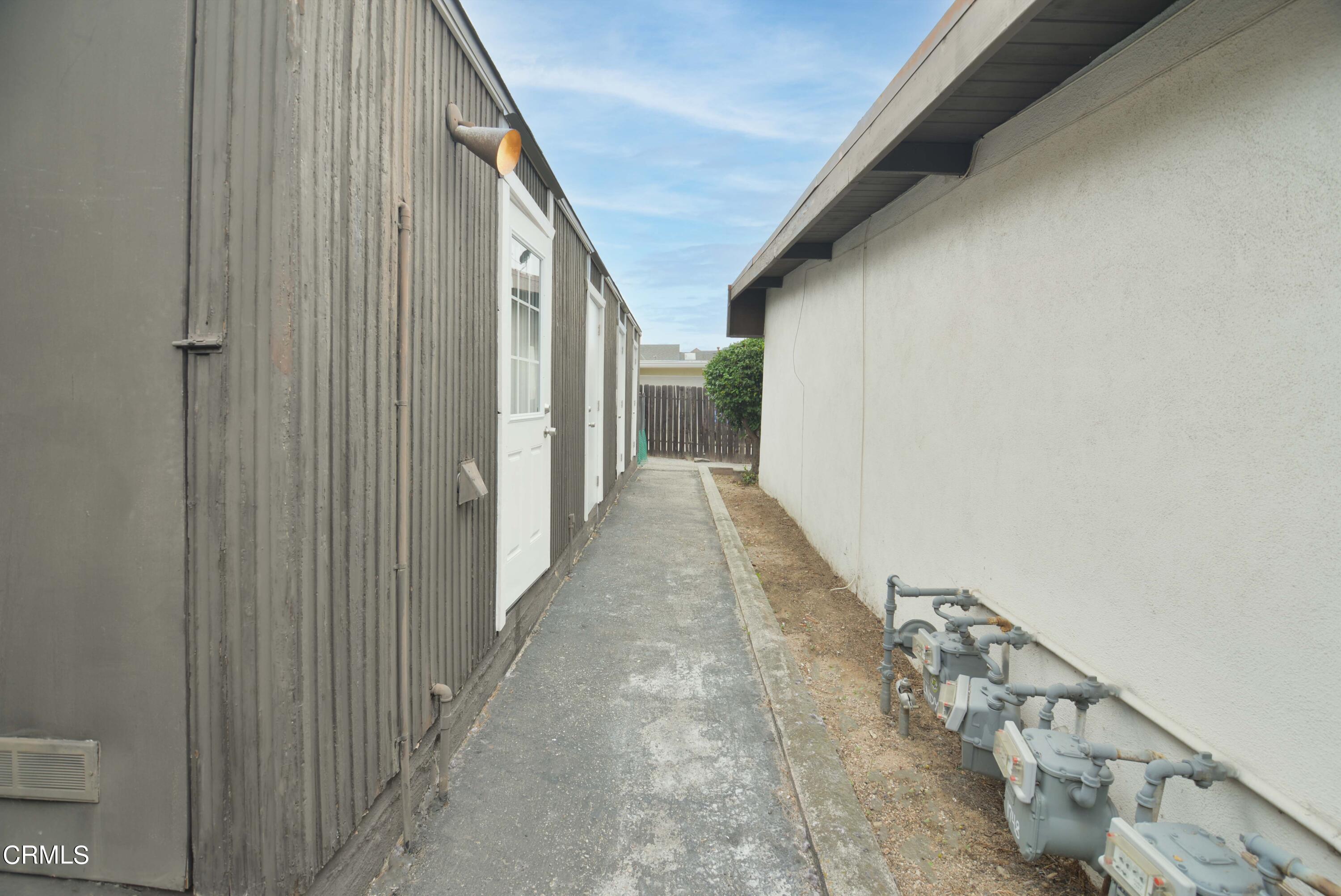 1746 Atchison Street Pasadena, CA 91104 - Photo 14 of 22 a view of a hallway