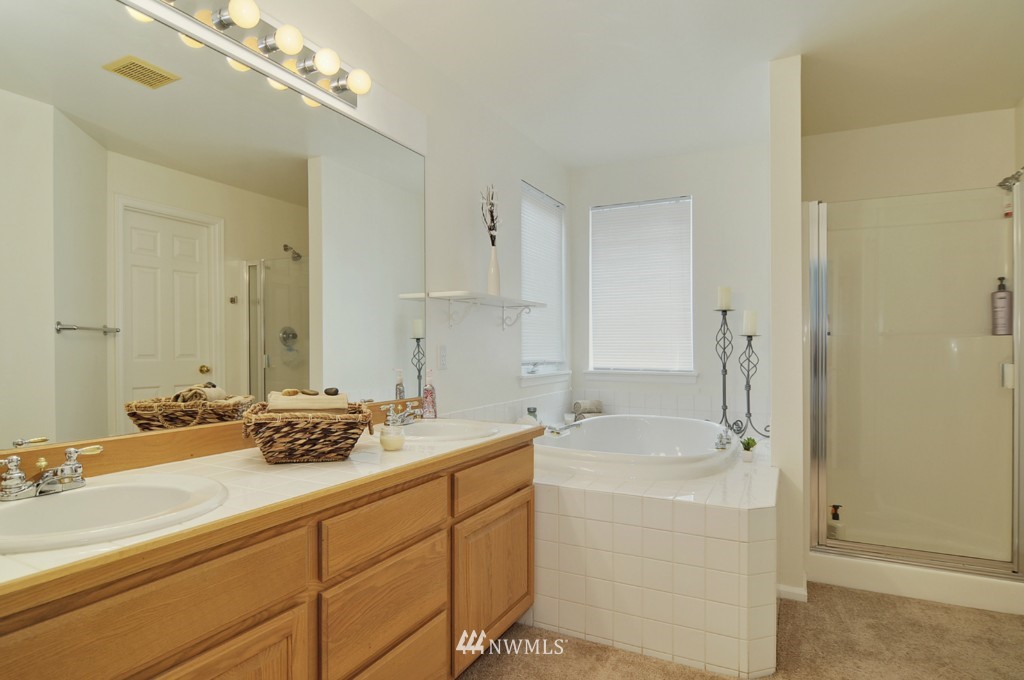 20107 29th Avenue Southeast Bothell, WA 98012 - Photo 16 of 22 Gallery Image 16