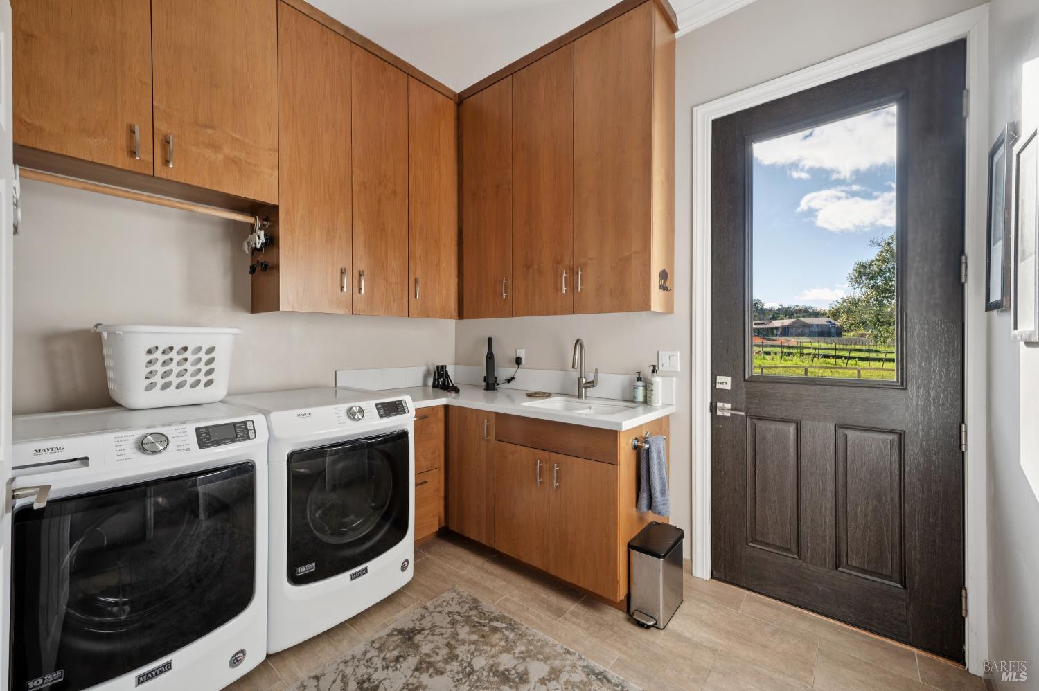 1840-1850 Riebli Road Santa Rosa, CA 95404 - Photo 18 of 70 a utility room with sink dryer and washer