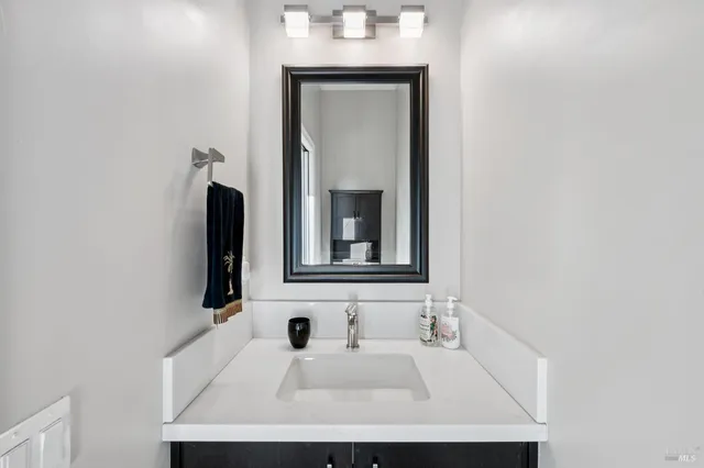 $2,850,000 | 1840-1850 Riebli Road, Santa Rosa, CA 95404