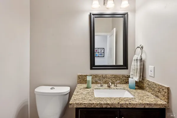 $2,725,000 | 1840-1850 Riebli Road, Santa Rosa, CA 95404