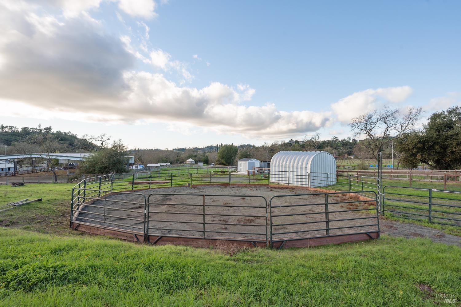 1840-1850 Riebli Road Santa Rosa, CA 95404 - Photo 61 of 71 Training ring.