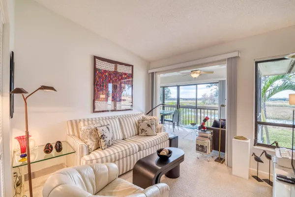 $2,900 | 1111 Duncan Circle, Unit 203, Palm Beach Gardens, FL 33418