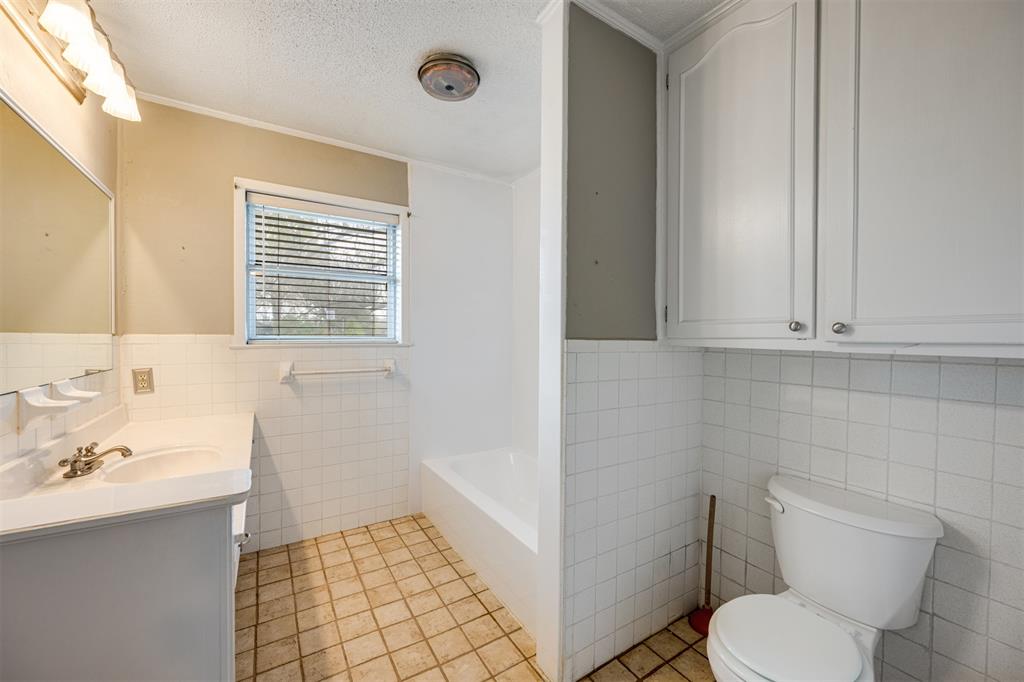 4025 Old Bonham Road Paris, TX 75460 - Photo 21 of 31