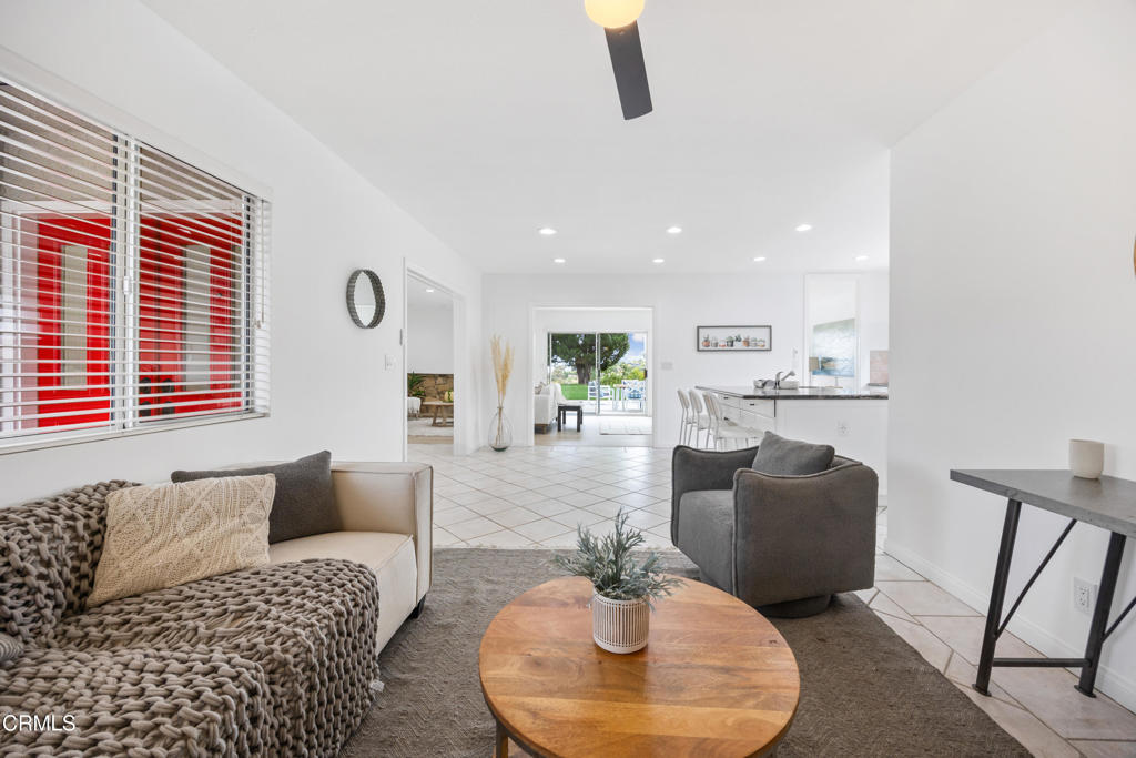 7015 Charrick Place Tujunga, CA 91042 - Photo 19 of 41 7015 Charrick-19