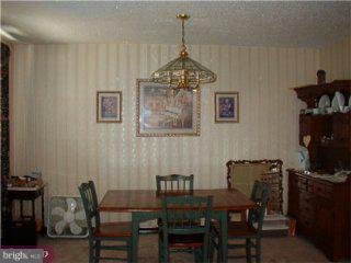 11831 Basile Road Philadelphia, PA 19154 - Photo 3 of 6 Gallery Image 3