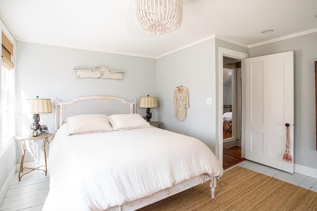 41 Drift Road Westport, MA 02790 - Photo 26 of 38