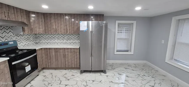 $2,000 | 22 Clermont Street, Saugerties, NY 12477