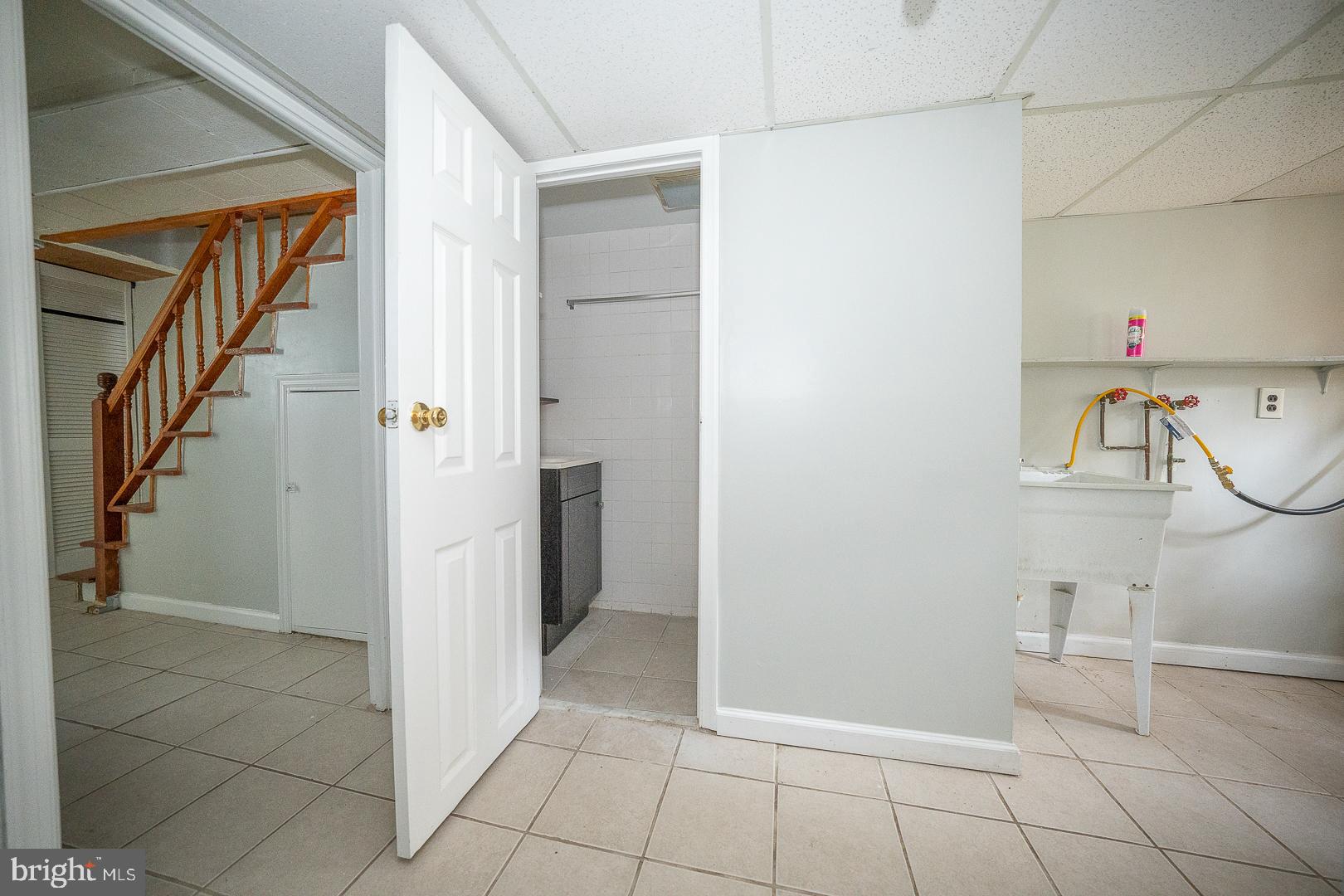 123 Normandy Road Upper Darby, PA 19082 - Photo 41 of 53