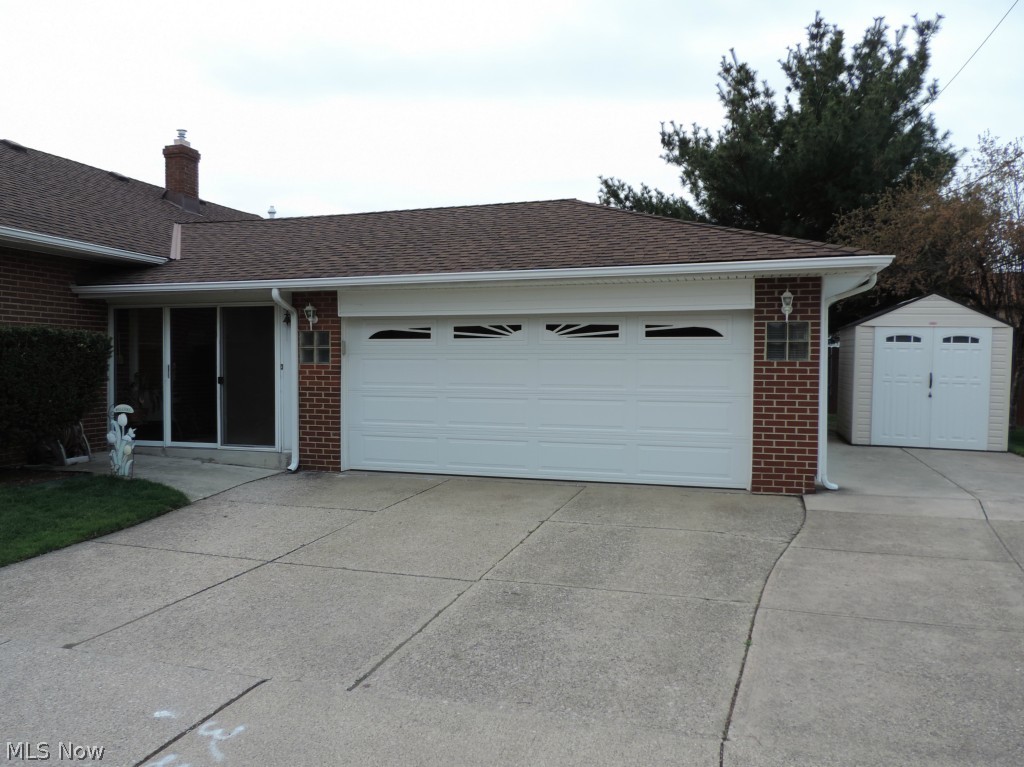 4593 Roadoan Road Brooklyn, OH 44144 - Photo 3 of 16