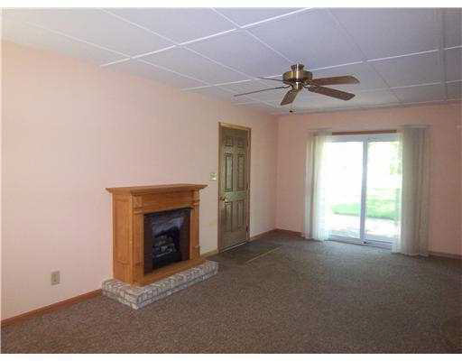 14909 Brick Road Granger, IN 46530 - Photo 4 of 12