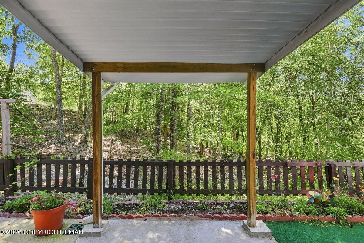 1007 Hampstead Road Bushkill, PA 18324 - Photo 86 of 96 Back Patio Area