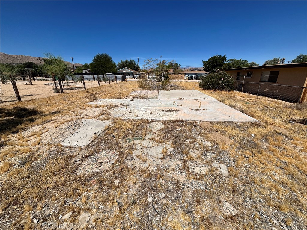 62027 Valley View Circle Joshua Tree, CA 92252 - Photo 11 of 20 a view of a terrace view