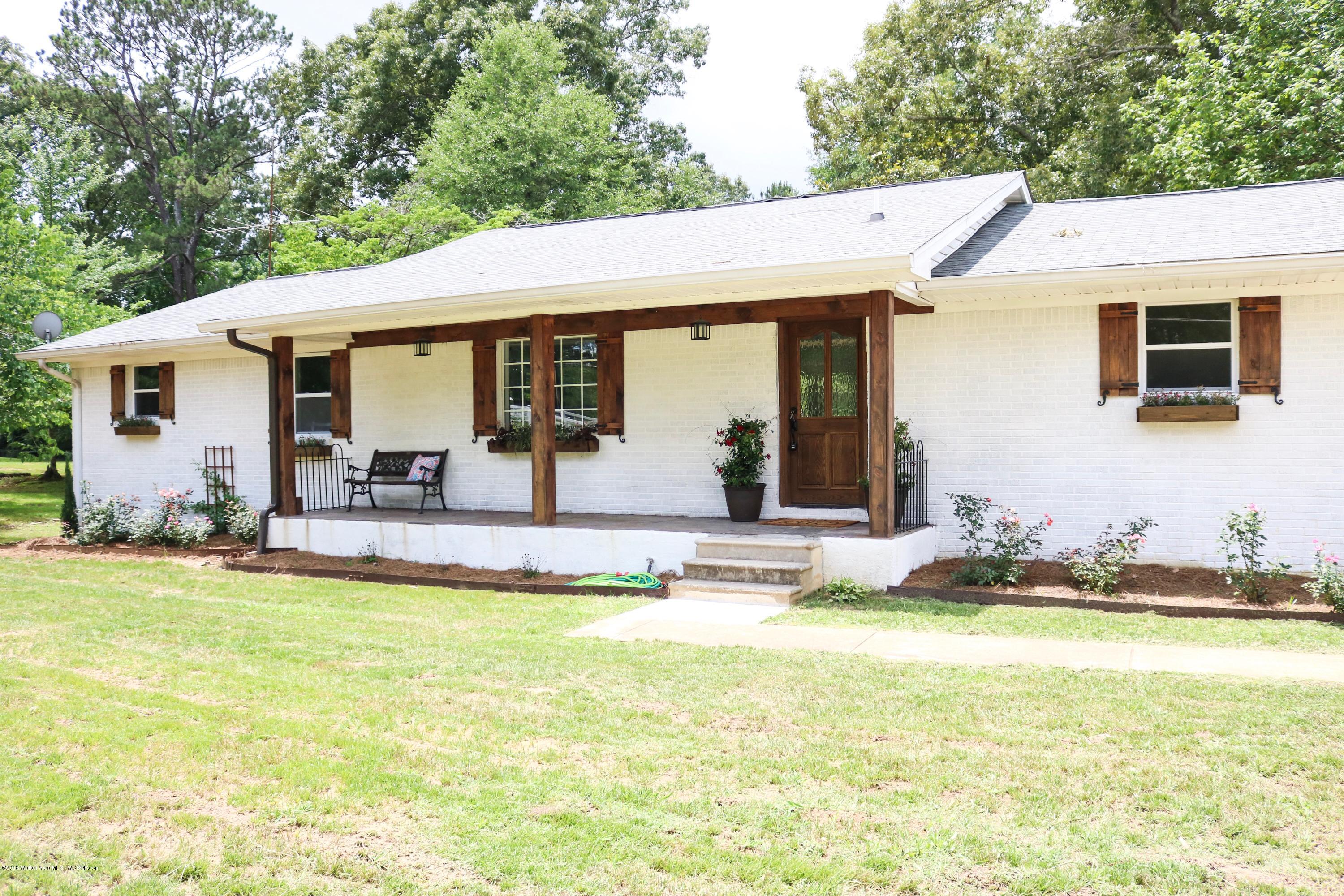 1705 East Ridgewood Road Jasper, AL 35504 - Photo 1 of 21 Gallery Image 1