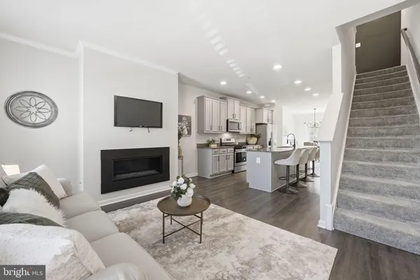 $420,000 | 8219 Hollow Court, Severn, MD 21144