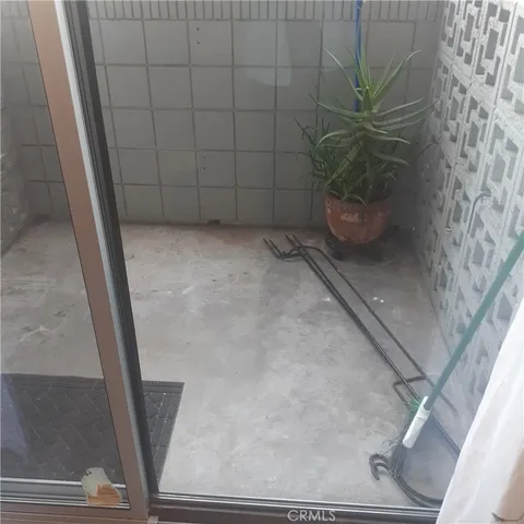 $2,350 | 2502 Manhattan Beach Boulevard, Unit 7, Gardena, CA 90249