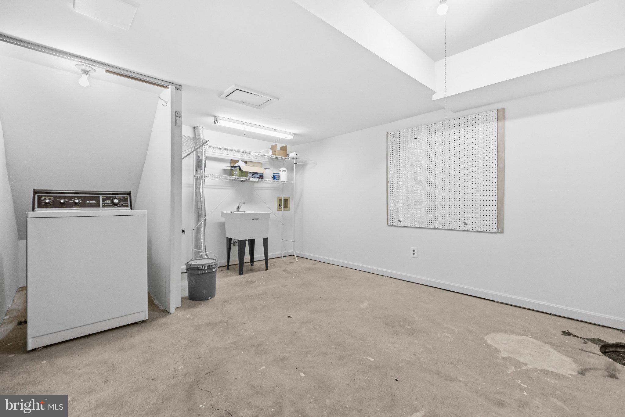 7118 Counter Place Burke, VA 22015 - Photo 43 of 53 Versatile utility space for endless potential.