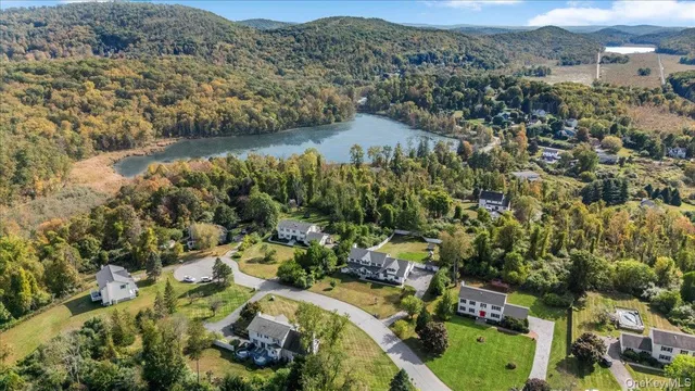 $699,999 | 38 Somerset Drive, Patterson, NY 12563