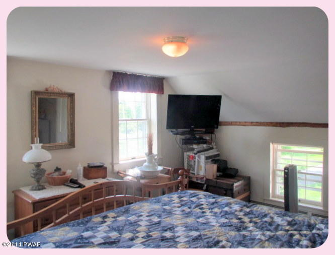 193 South Turnpike Road Newfoundland, PA 18445 - Photo 23 of 48