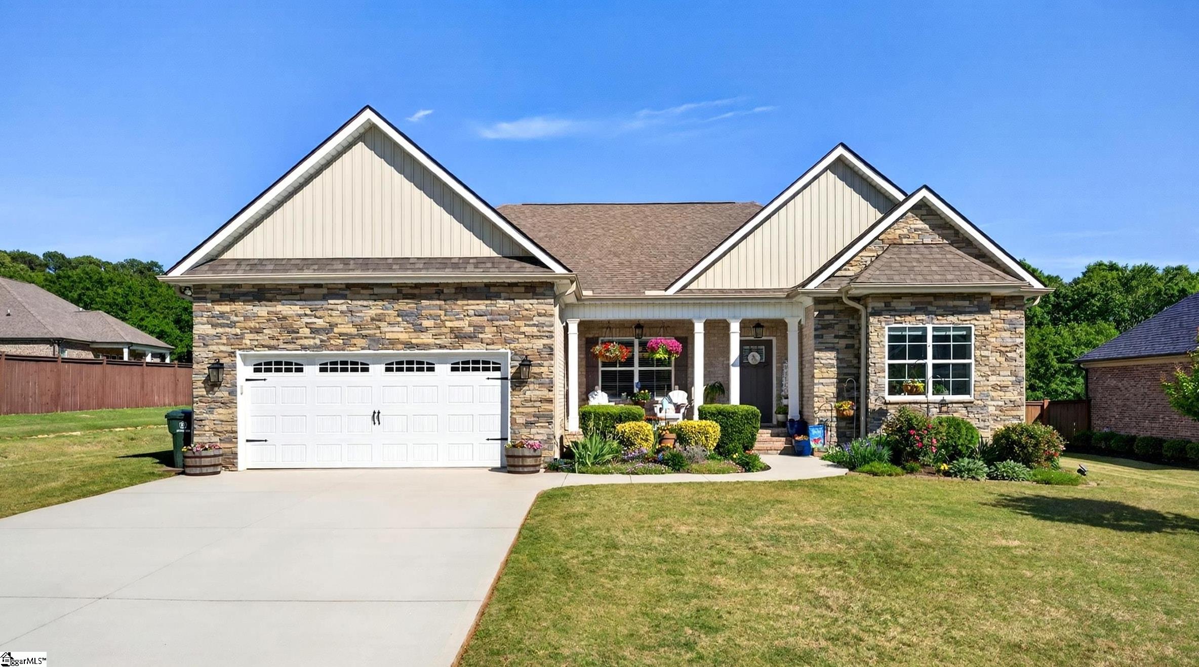 205 Cedar Knl Way Greer, SC 29651 - Photo 1 of 45