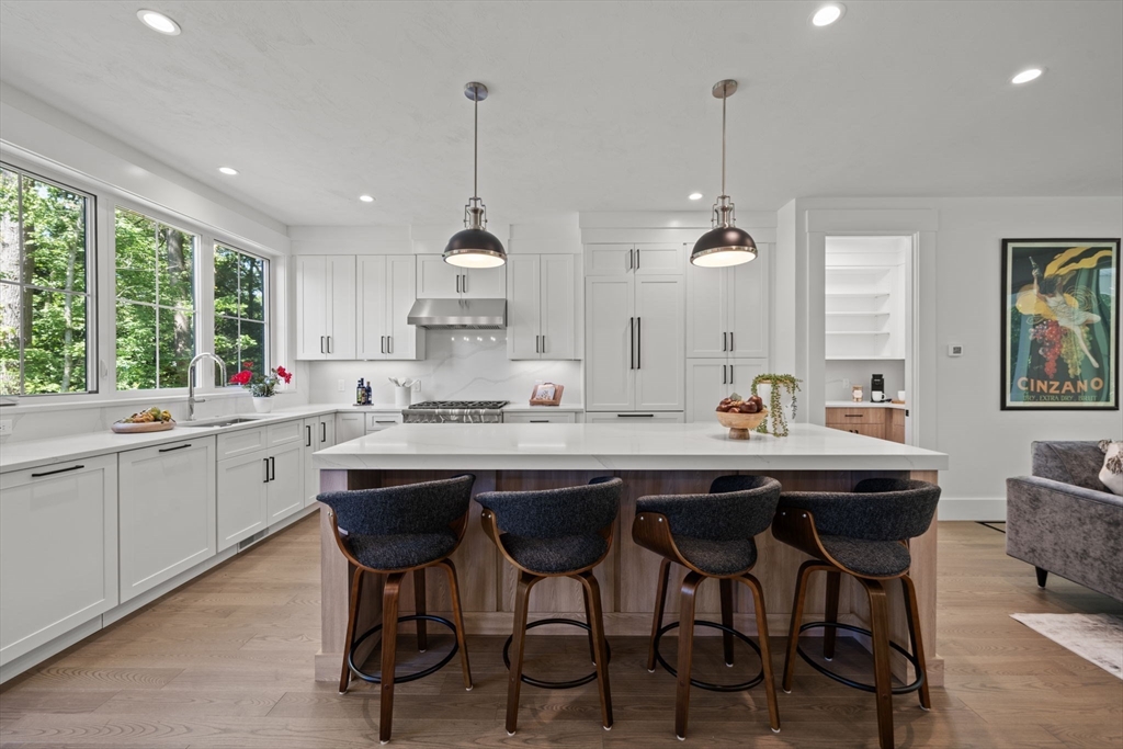 17 Upland Road Natick, MA 01760 - Photo 11 of 38