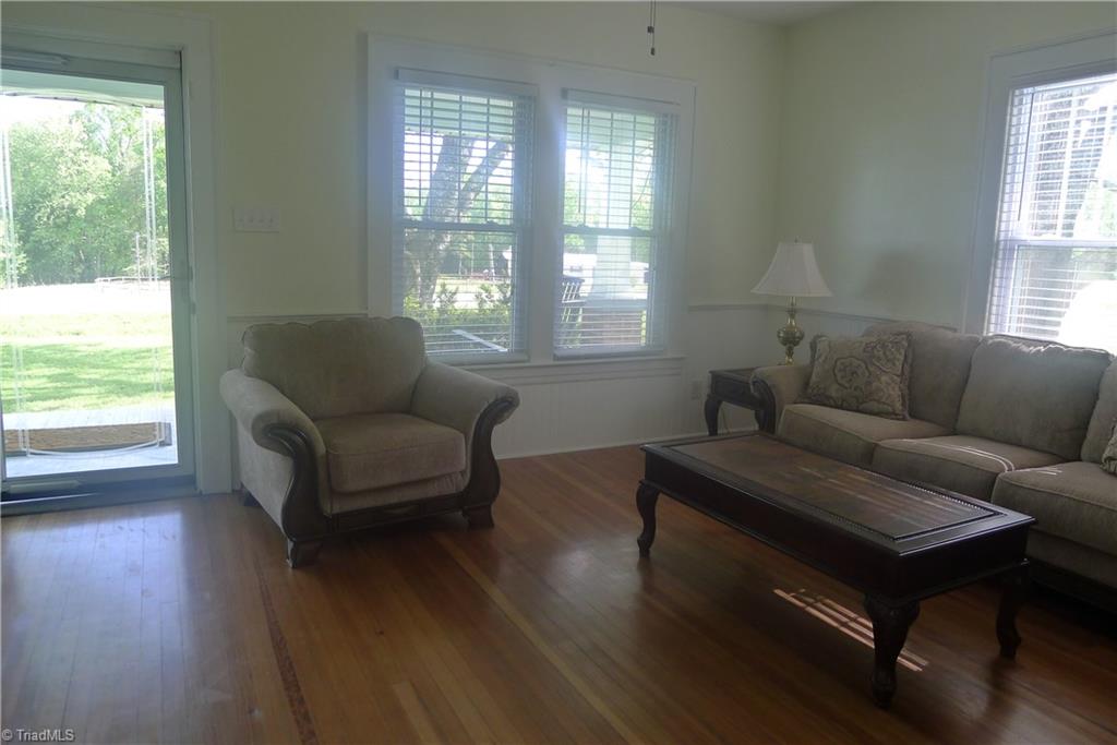 2081 Guerrant Springs Road Ruffin, NC 27326 - Photo 5 of 18 Living room