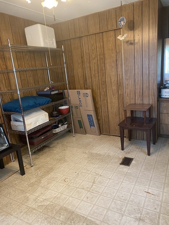 1039 Main Street Acushnet, MA 02743 - Photo 12 of 22