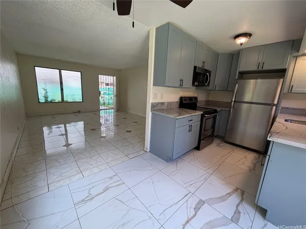 $2,700 | 3227 Ala Ilima Street, Unit 2, Honolulu, HI 96818