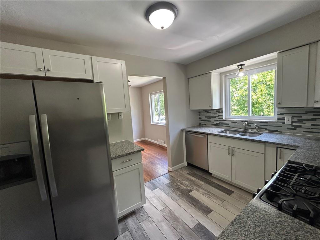 573 Cumberland Road Pittsburgh, PA 15237 - Photo 8 of 30 Full size refrigerator