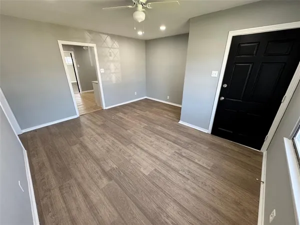 $1,750 | 3414 June Drive, Dallas, TX 75211