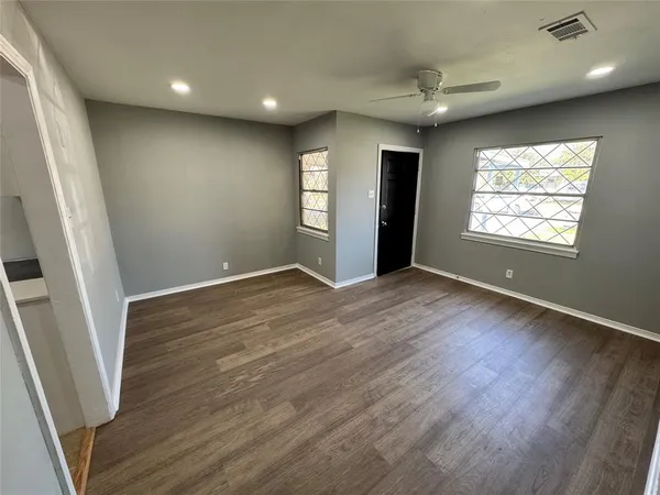 $1,750 | 3414 June Drive, Dallas, TX 75211