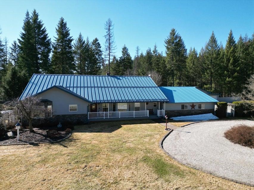 2082 Immel Road Chewelah, WA 99109 - Photo 1 of 38 Gallery Image 1