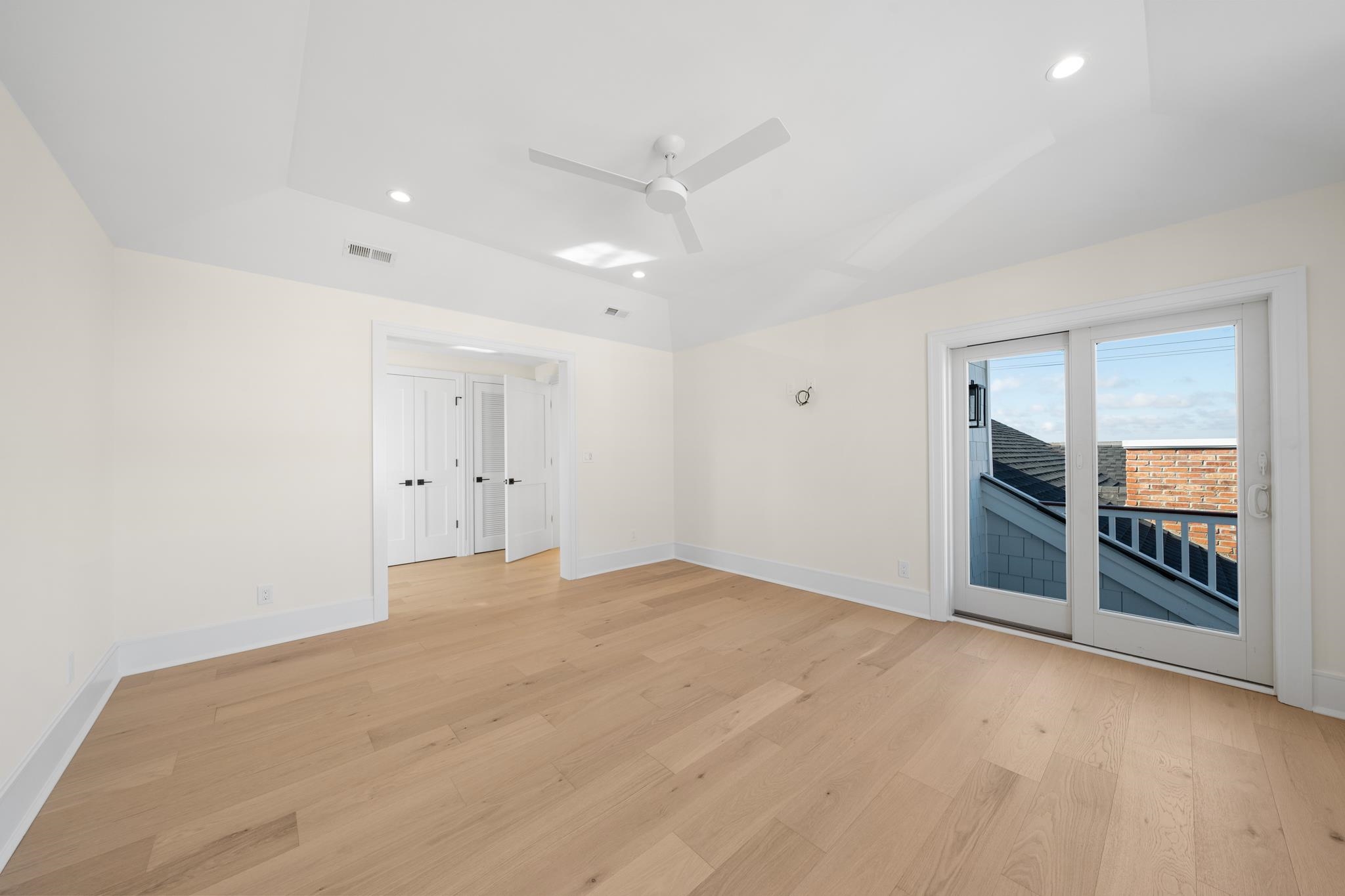188 34th Street Avalon, NJ 08202 - Photo 42 of 47 a view of an empty room with a window