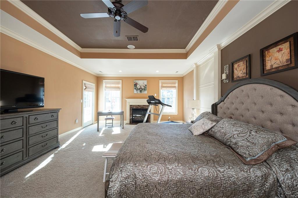 408 Independence Lane, Unit 211 Freedom, PA 15042 - Photo 10 of 28