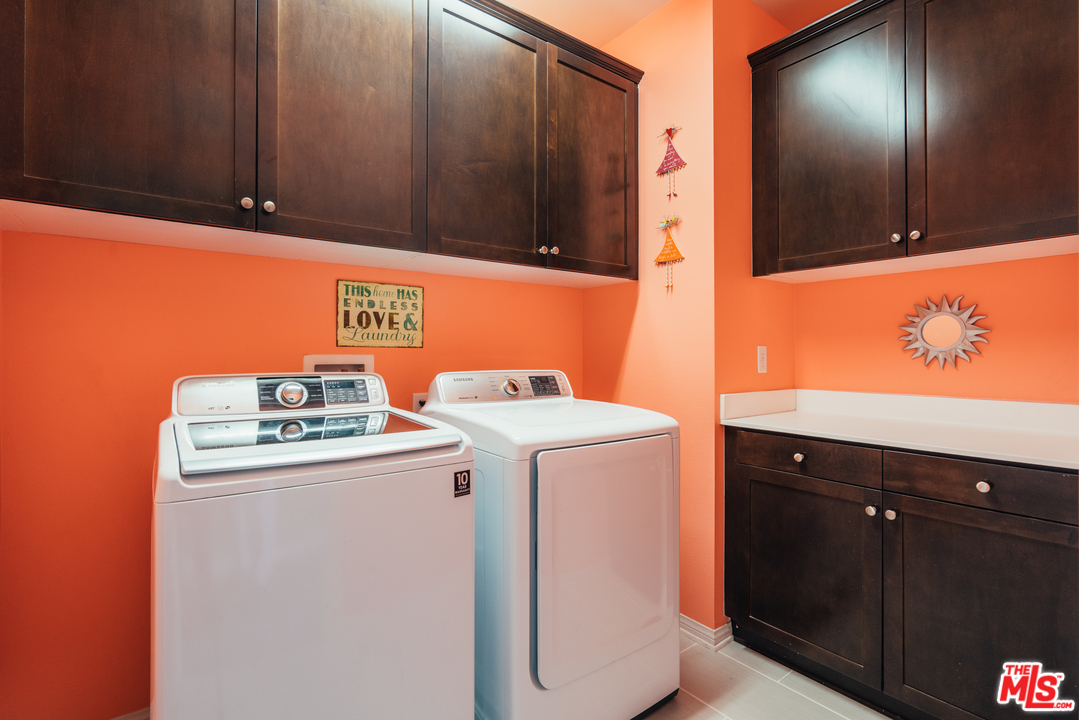 26370 Piazza Di Sarro Newhall, CA 91321 - Photo 18 of 35