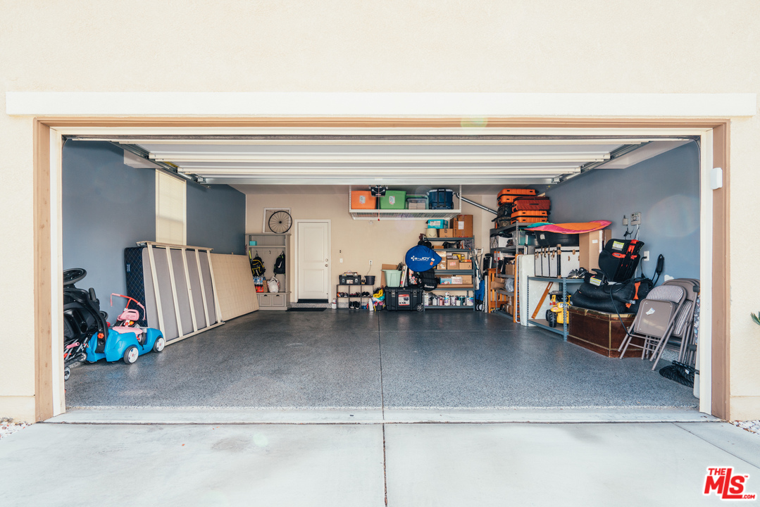 26370 Piazza Di Sarro Newhall, CA 91321 - Photo 32 of 35