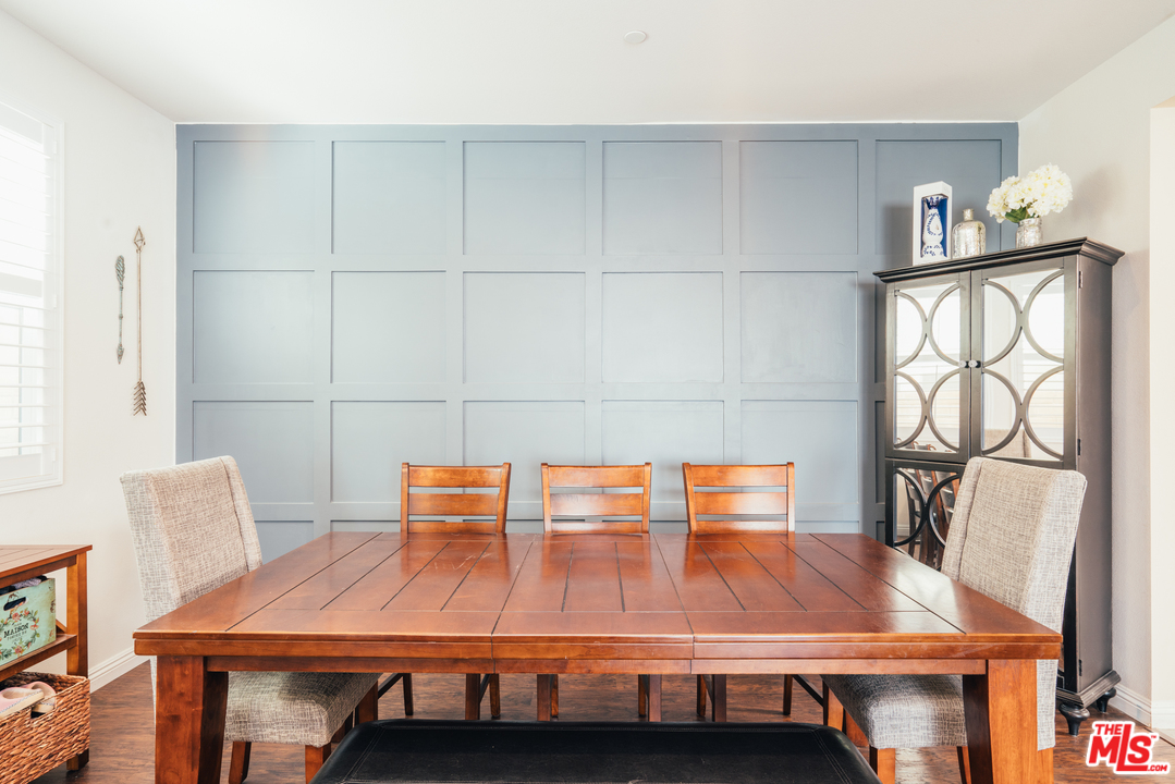 26370 Piazza Di Sarro Newhall, CA 91321 - Photo 7 of 35