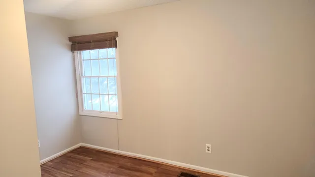 $595,000 | 1660 Pond Shore Drive, Ann Arbor, MI 48108