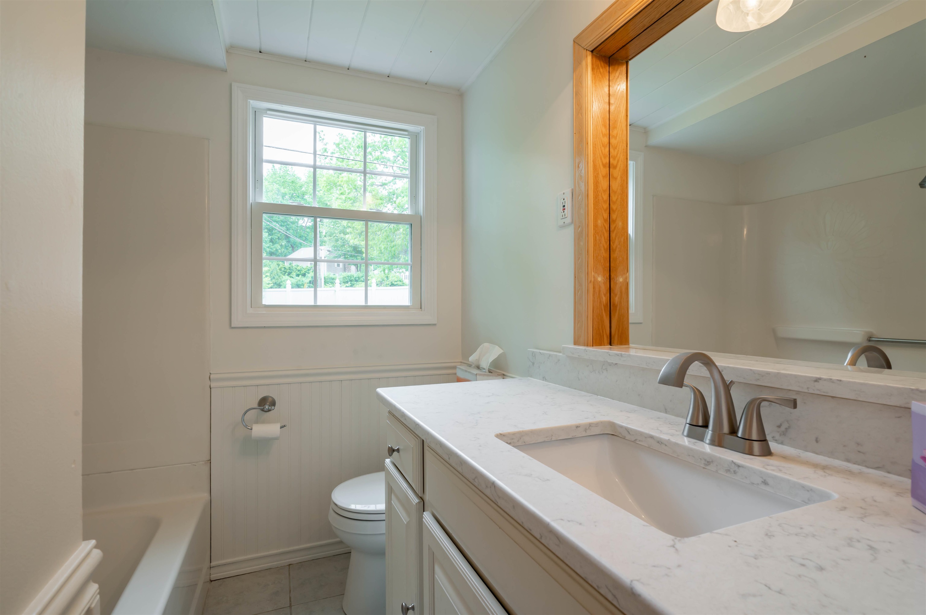 192 Searles Road Nashua, NH 03062 - Photo 24 of 46