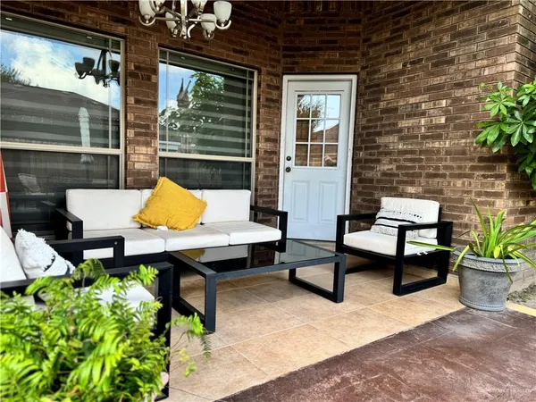 $2,500 | 2304 North 45th Street, McAllen, TX 78501