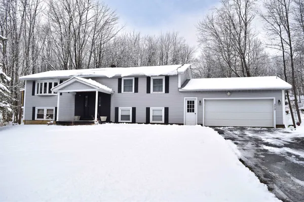 $459,000 | 370 Westford-Milton Road, Milton, VT 05468