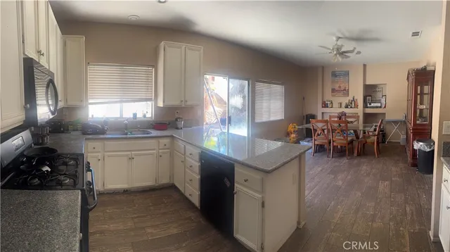 $599,900 | 44686 Calle Hilario, Temecula, CA 92592